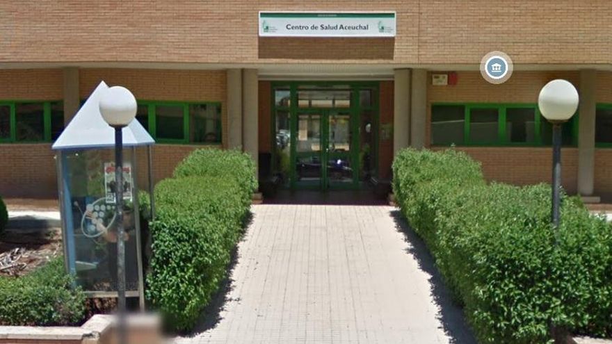 La familia de la mujer de 48 años fallecida por Covid-19 denuncia que se dejó “morir a una persona joven asfixiada en su casa”