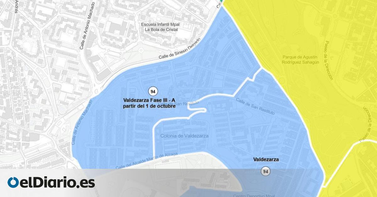 El Ayuntamiento de Madrid pinta 701 plazas de aparcamiento en Moncloa para regularlas con parquímetros