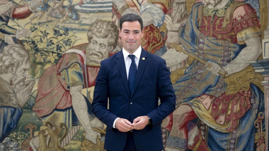 La primera ley del Gobierno de Pradales: 68 millones a la concertada para equiparar sueldos con la escuela pública