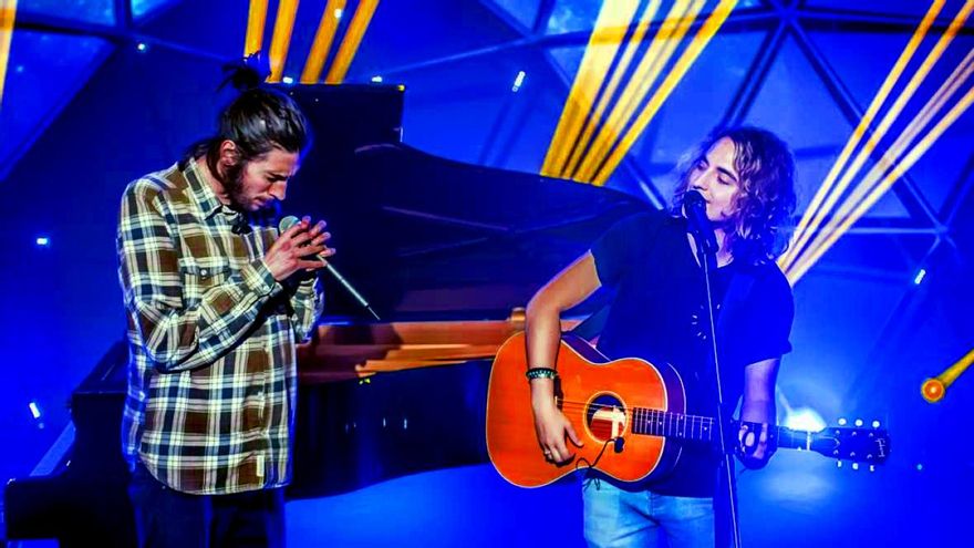 ¿Aún no has visto el dueto de Manel Navarro con el portugués Salvador Sobral?