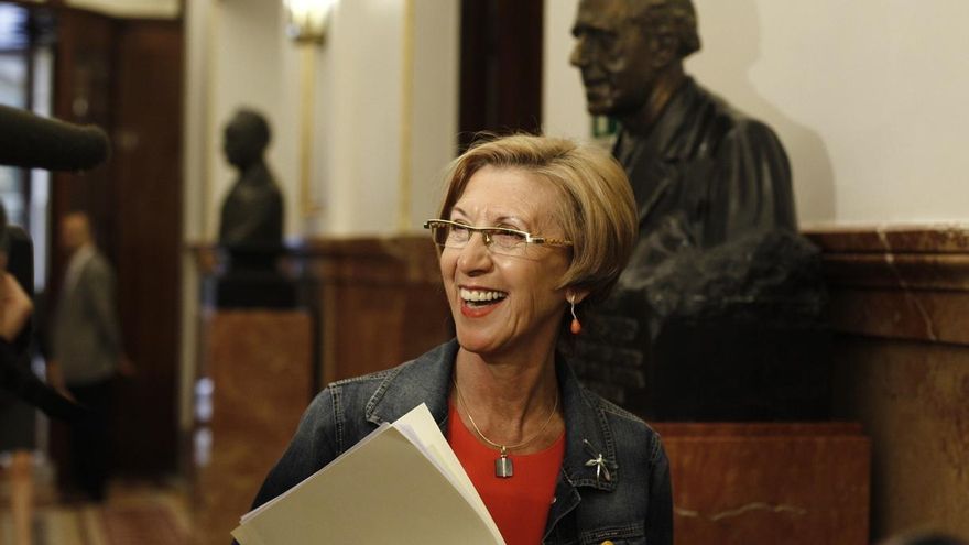 Rosa Díez cree que Mas "ha perdido la cabeza" y le señala como el mayor "adversario" de los catalanes