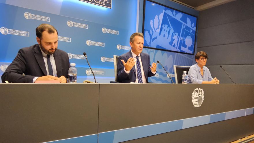 Educación denuncia ante la Fiscalía a empresas de transporte escolar por concertar precios entre ellas