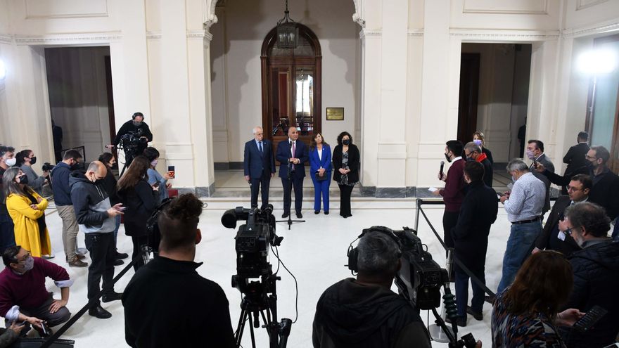 El Gobierno ratificó la continuidad del Gabinete y rechazó las críticas de La Cámpora: "No odiamos a nadie”