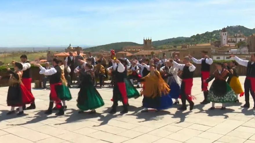 La canción de El Redoble se convertirá en el himno oficial de Cáceres
