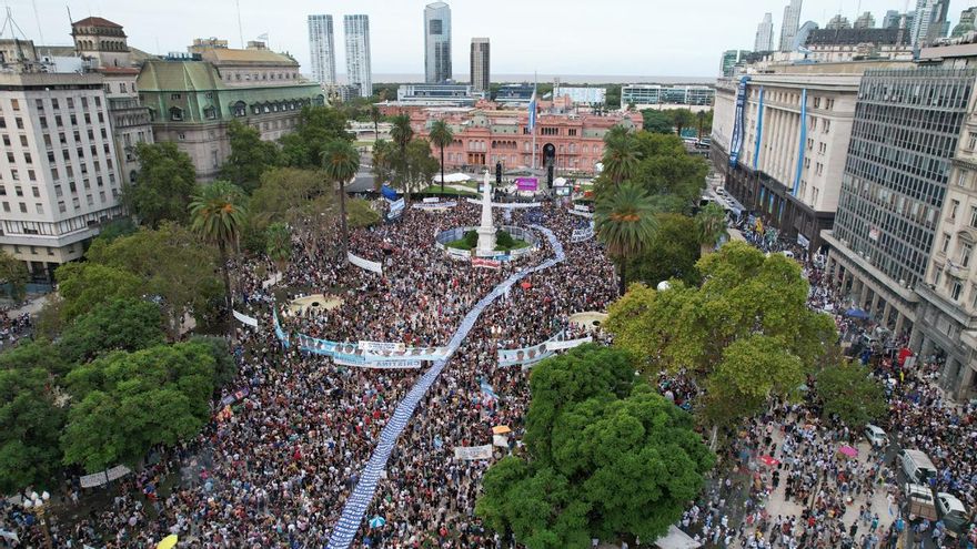 Cómo se organizarán las marchas, el horario del acto y funcionamiento de los servicios