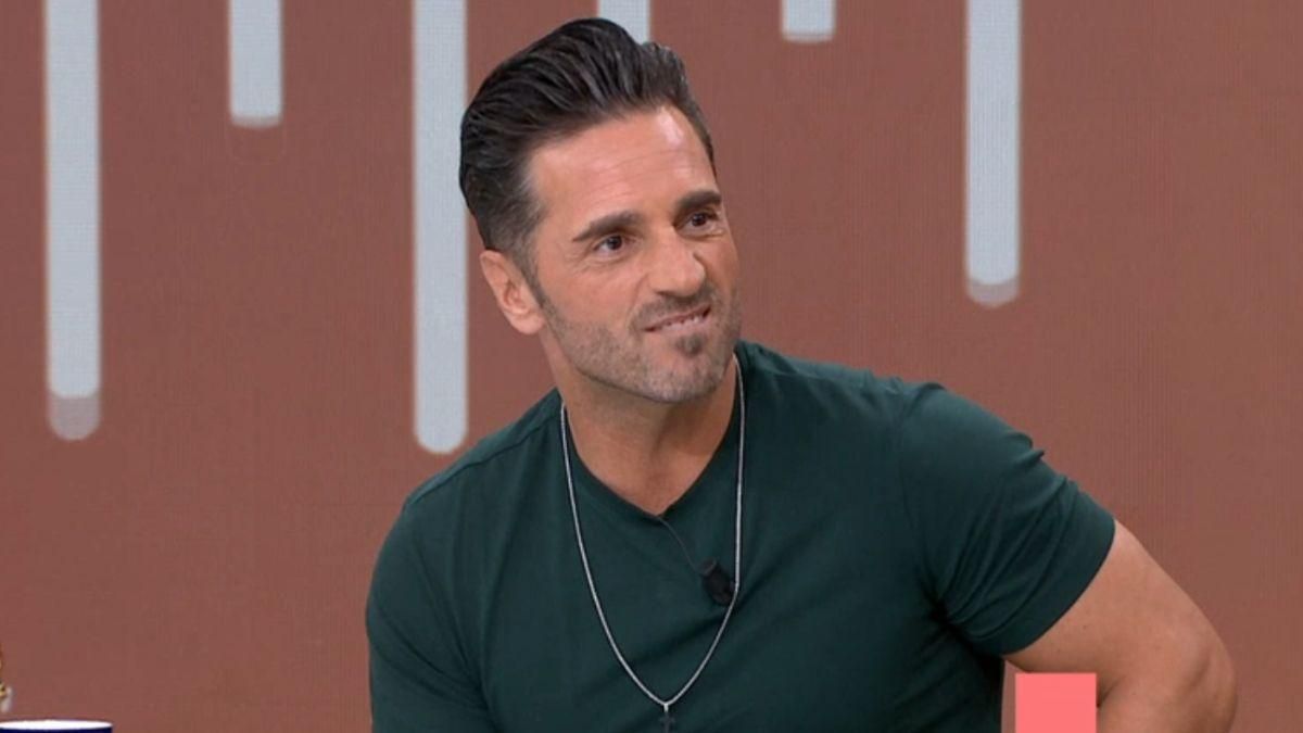 David Bustamante frenó en seco una pregunta sobre Paula Echevarría en 'Espejo Público': "No viene a cuento"
