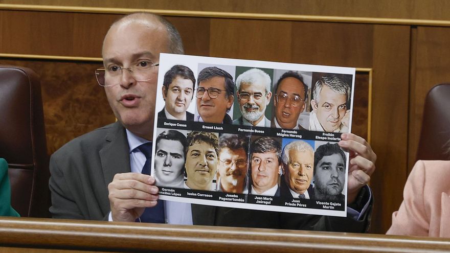 El diputado del PP Miguel Tellado este miércoles en la sesión de control al Gobierno. EFE/ J.J. Guillén