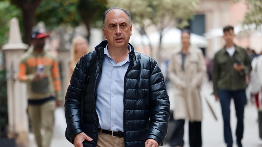 El PSPV exige la dimisión de Valderrama por tener unidades inoperativas, no invertir en infraestructuras contra incendios y poner en riesgo a los bomberos