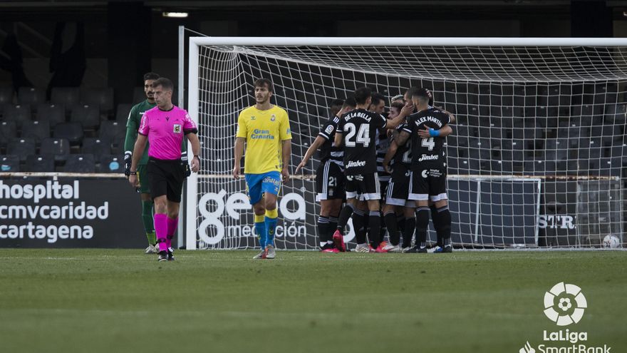 La UD Las Palmas ve cortado su buen momento en Cartagonova