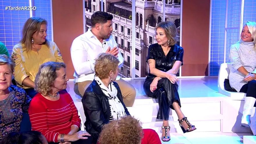 Ana Rosa Quintana devolvió a su sobrino sus últimos dardos: "¿A ti no te gusta el programa? Pues eres guionista de él"