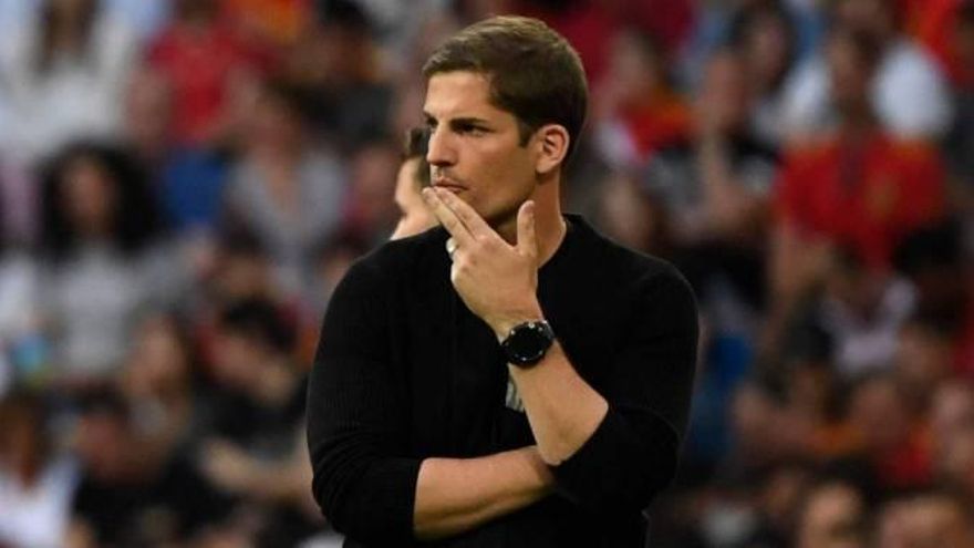 Lío en Rusia con el exseleccionador Robert Moreno: le acusan de ser adicto a ChatGPT, le despiden y él asgura no haber confiado en la IA para hacer alineaciones