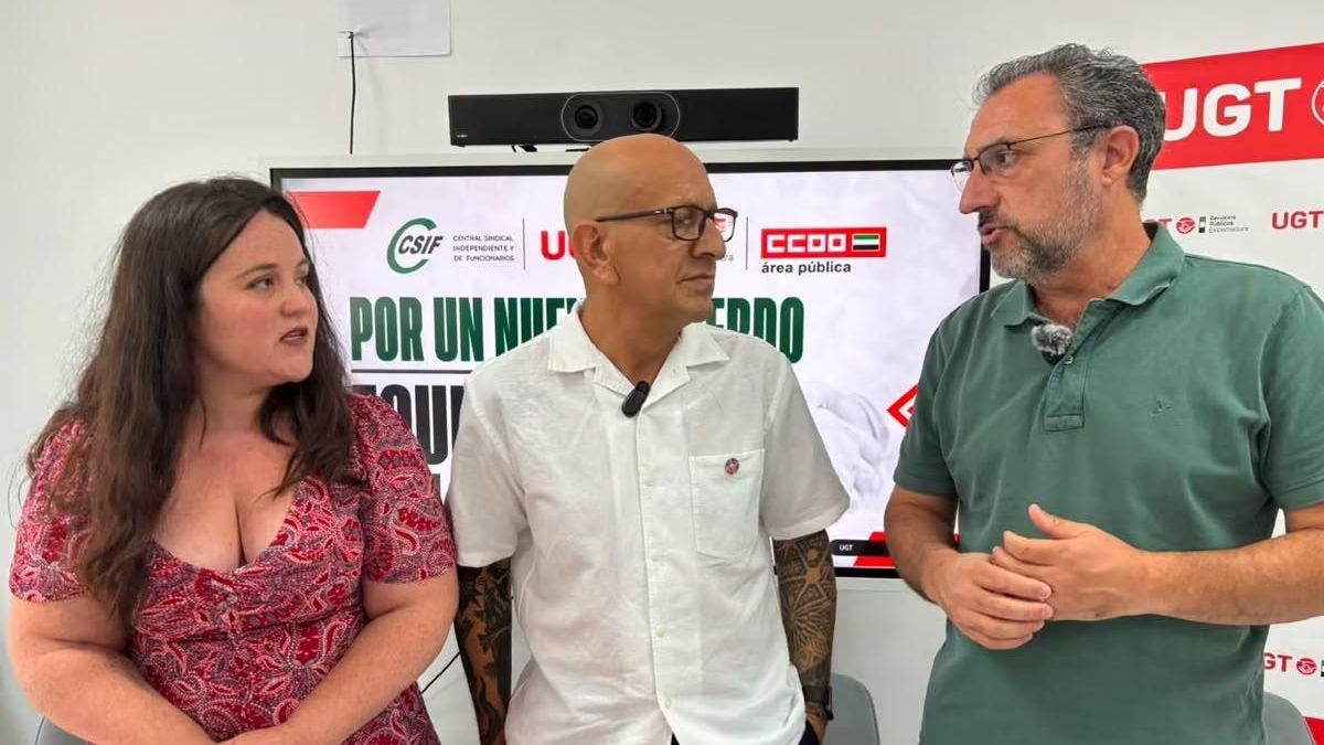 CCOO, CSIF y UGT convocan protestas contra la Junta tras el verano por la equiparación salarial