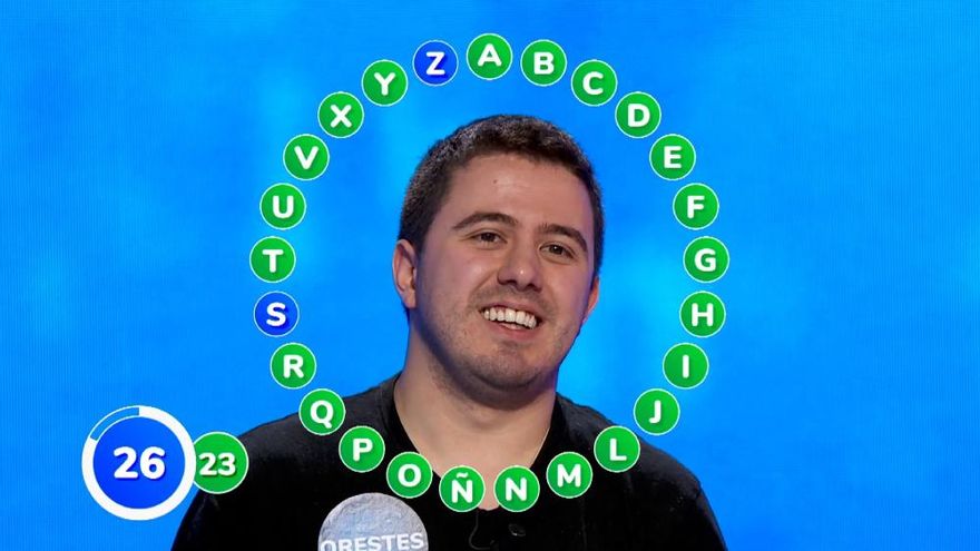 Orestes sorprendió en 'Pasapalabra' pasando de su casi eliminación a acertar 18 letras seguidas
