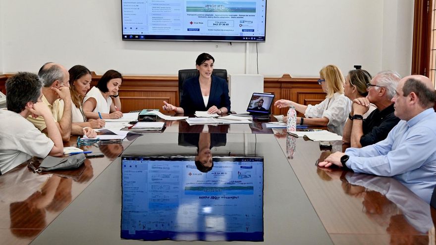 Reunión del patronato de la Fundación para la Promoción de Centros y Actividades Sociales del Ayuntamiento de Santander.