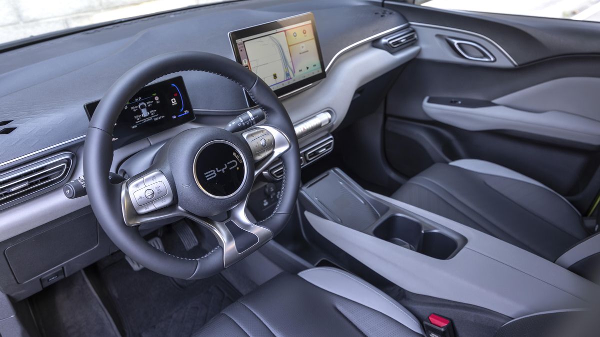Habitáculo del BYD Dolphin Surf.