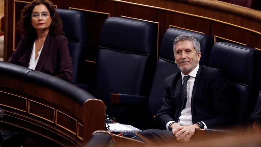 Marlaska acusa a PP, VOX y Cs de usar a un general de la GC para llegar al ministro del Interior: "me ha dolido"