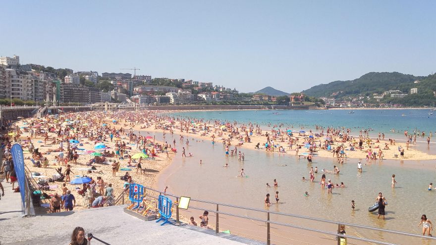 Archivo - Playa de La Concha el pasado verano