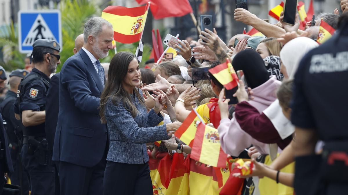 El rey se politiza