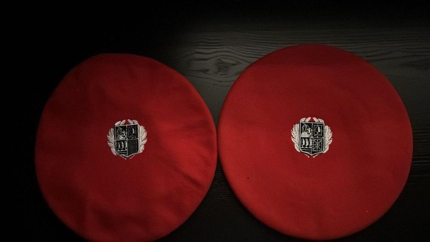 Cuarenta años desde la sentencia del Constitucional que ordenó la retirada de las cadenas de Navarra del escudo vasco