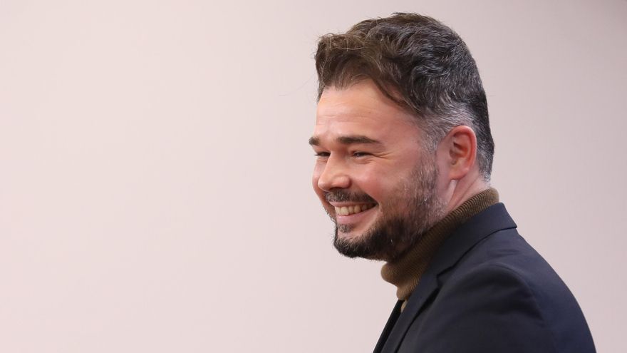 El portavoz de ERC en el Congreso, Gabriel Rufián, interviene en una rueda de prensa