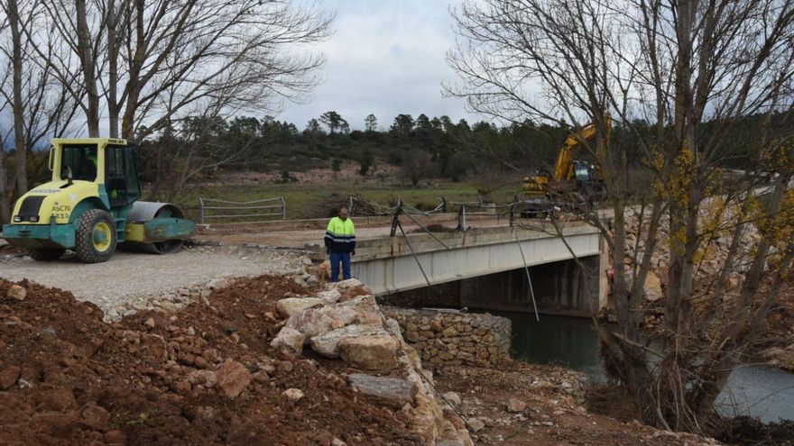 El puente que une los pueblos de Garaballa y Talayuelas en Cuenca volverá a abrir al tráfico tras ser arrasado por la DANA