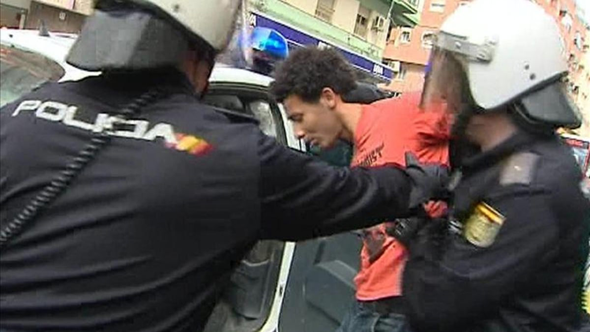 Para qué sirve que pienses que en España hay dos polos, además de para venderte salchichas