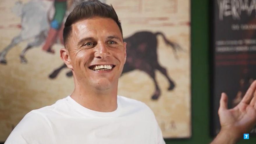 Joaquín presenta a los invitados de la segunda temporada de 'El novato' en Antena 3