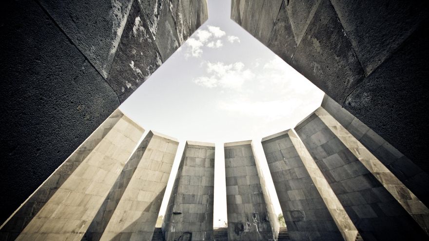Memorial del genocidio armenio en Erevan.