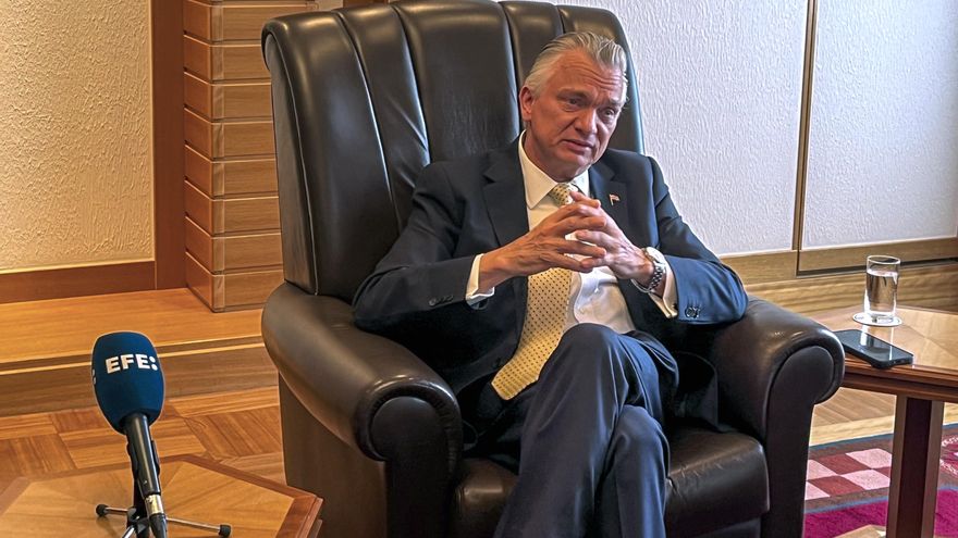 El canciller de Costa Rica niega que se hayan cancelado acreditaciones a tres científicos