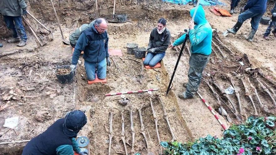 Comienza la segunda fase de exhumaciones de la Guerra Civil en el cementerio de Amorebieta-Etxano