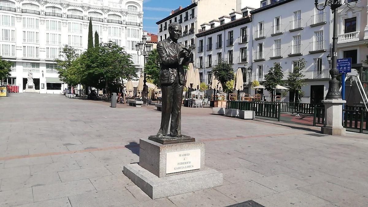 Lorca vuelve a Madrid para recordar su asesinato: una escultura del dramaturgo recorrerá este lunes el centro