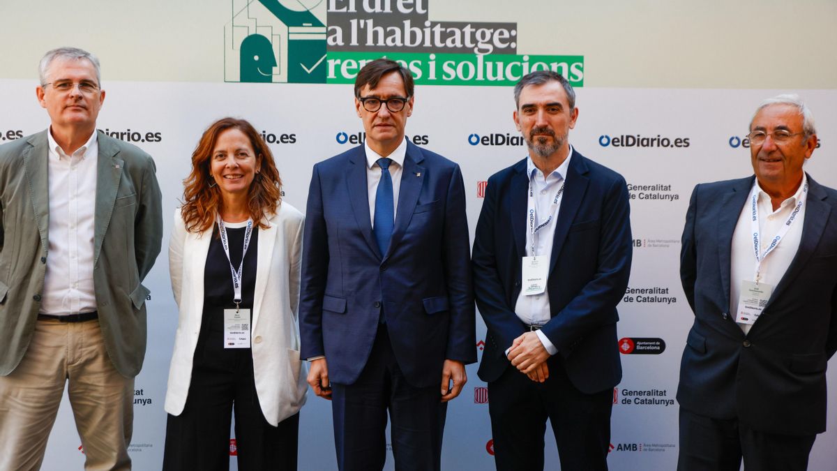 Neus Tomàs, directora adjunta de elDiario.es; Salvador Illa, president de la Generalitat; Ignacio Escolar, director el elDiario.es; José Sanclemente, presidente de elDiario.es