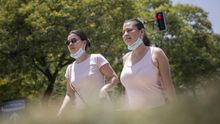 Andalucía registra 9 brotes en cinco provincias con 172 casos y suma dos muertes y 45 PCR en 24 horas