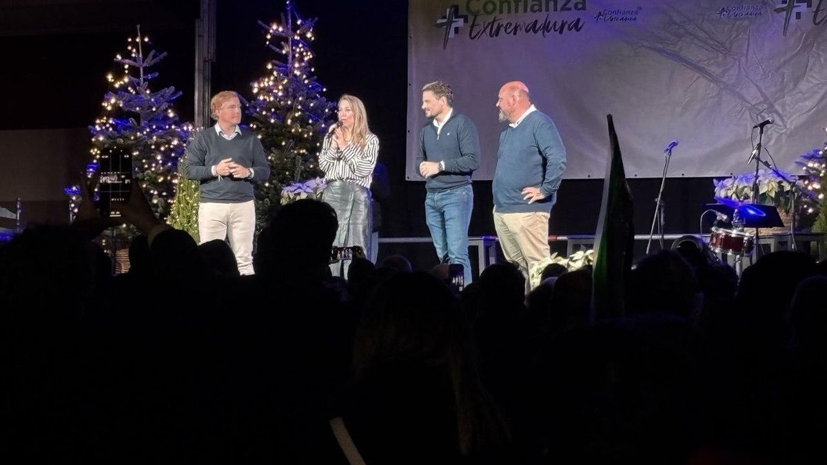Guardiola cierra la campaña con una zambombá flamenca: "Nosotros tenemos mucha alegría, que se enfaden otros"