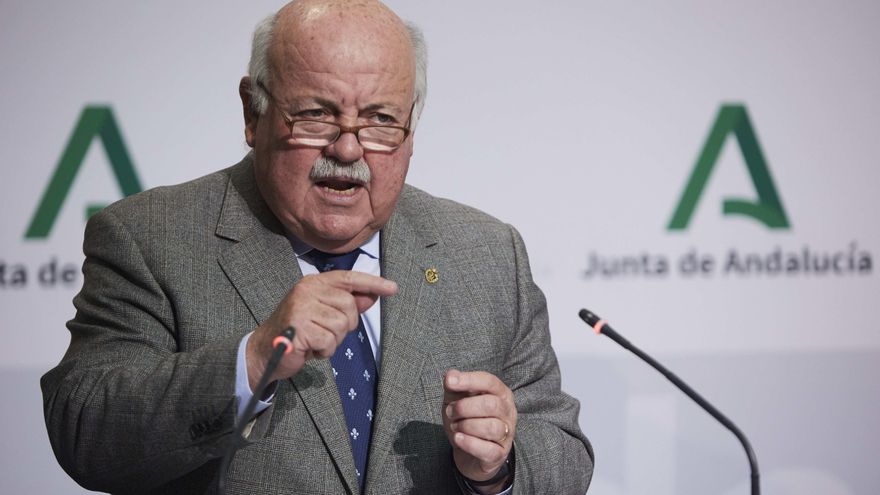 "Violencia intrafamiliar" mejor que "de género": el consejero andaluz de Salud asume el discurso de la ultraderecha