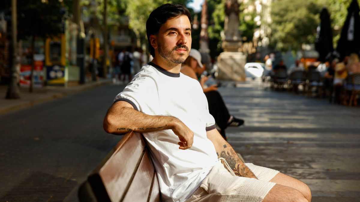 Iván León, en la tarde de este pasado viernes en Barcelona, donde vive ahora.