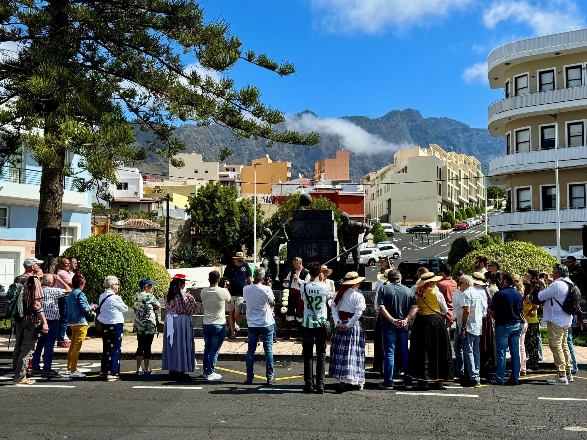 Los Llanos de Aridane reactiva el Monumento al Calabazo  de Argual en el Día de Canarias.