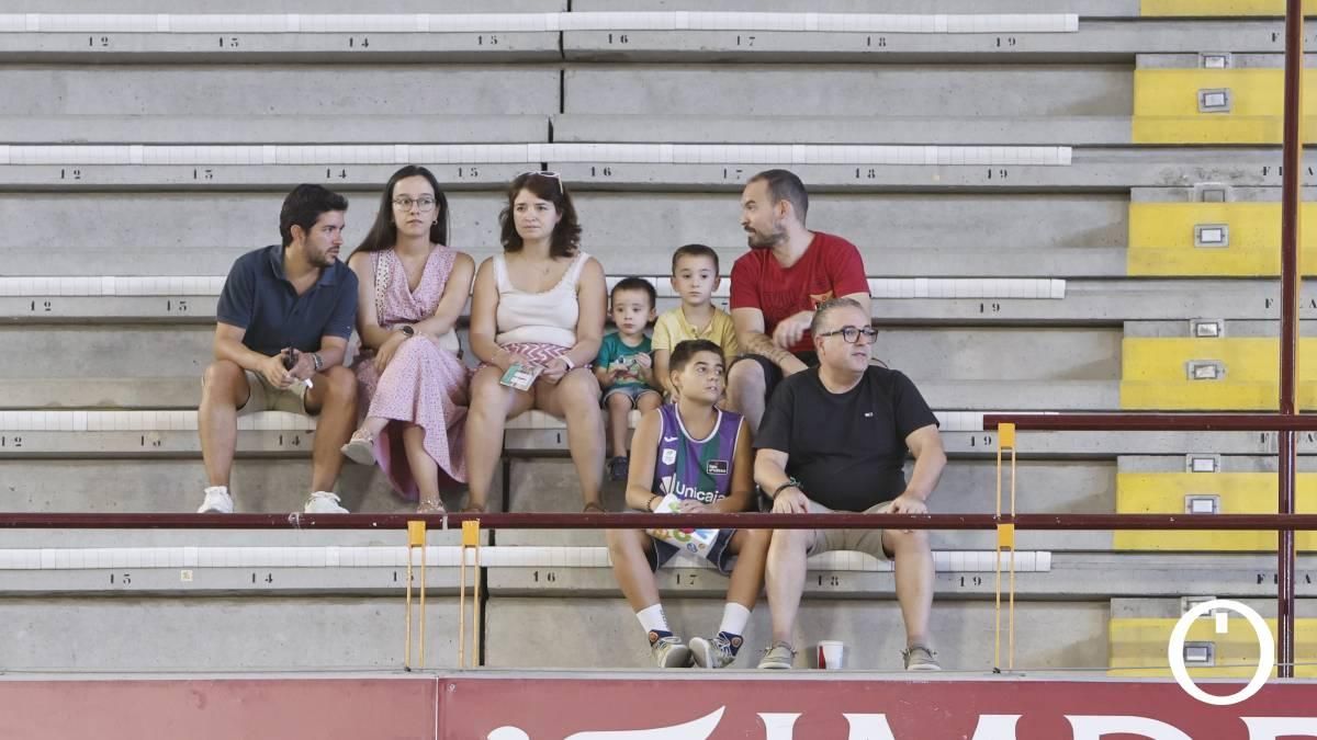 Grada ambiente del Unicaja - Covirán Granada