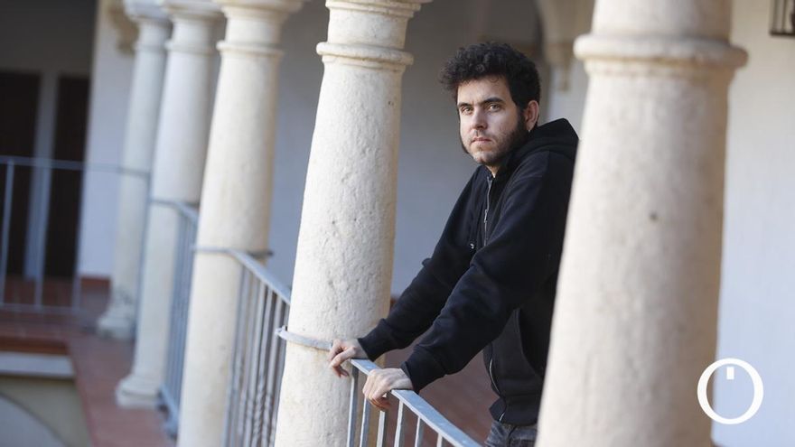 Javier Macipe, cineasta: "'La estrella azul' es un viaje hacia el silencio"