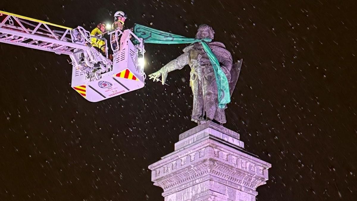 León se tiñe de verde esperanza por el Día Mundial contra el Cáncer