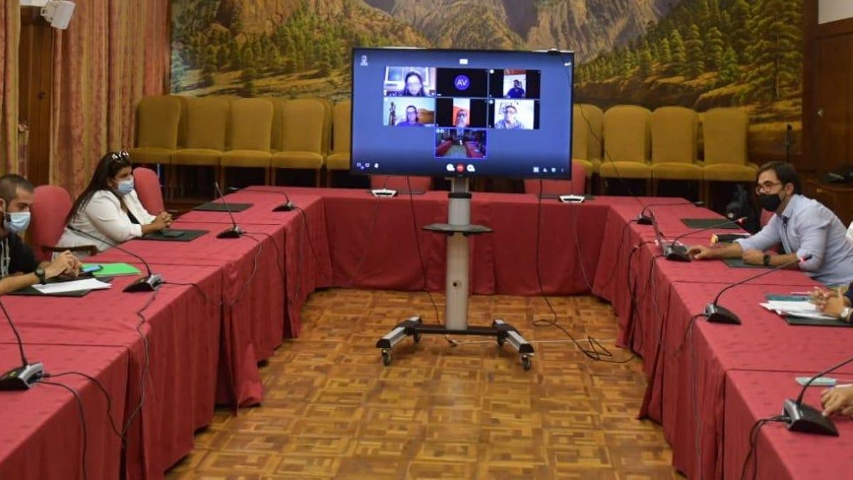 Presentación de las ayudas para movimientos vecinales.