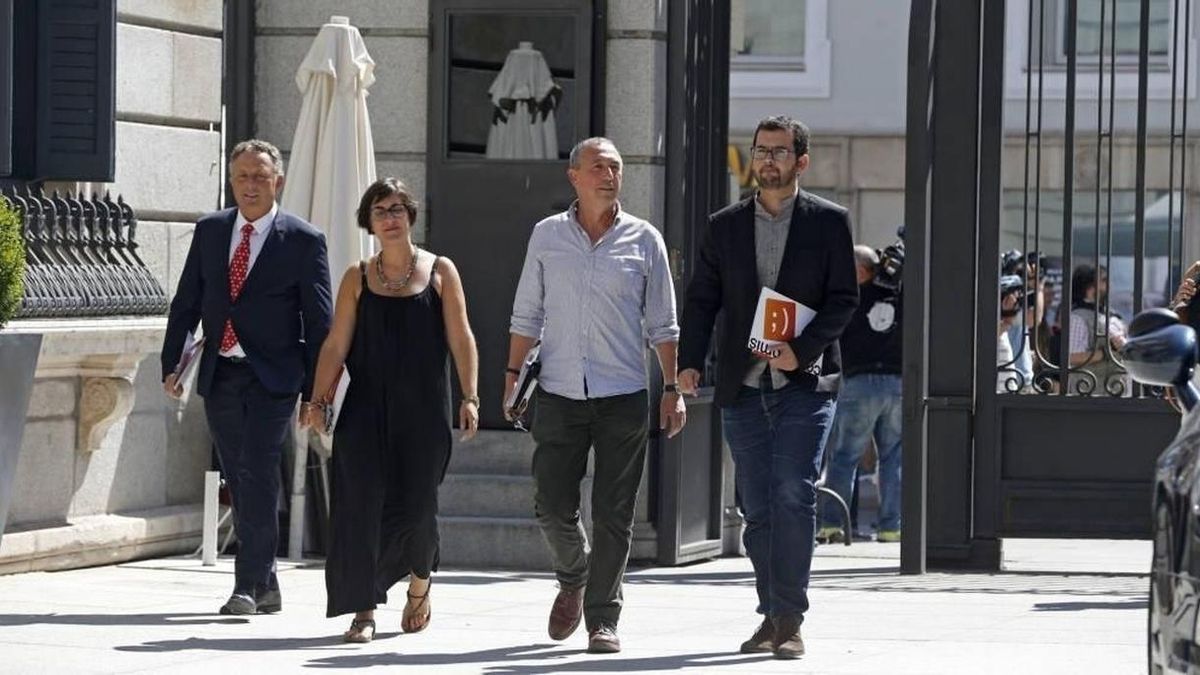 Compromís confía en Ciudadanos para forzar que Rajoy acuda al Congreso este verano por las reprobaciones de ministros