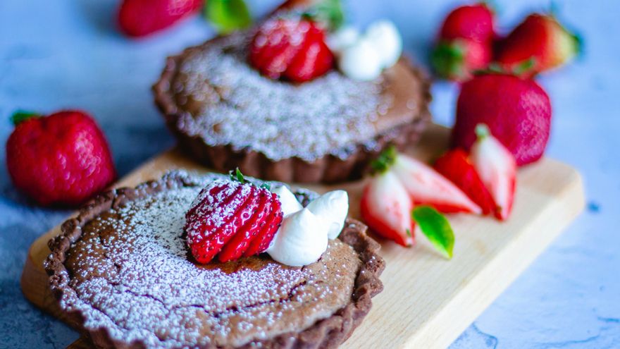 Tartaletas de chocolate y coco: cómo hacer este postre tan sabroso como original