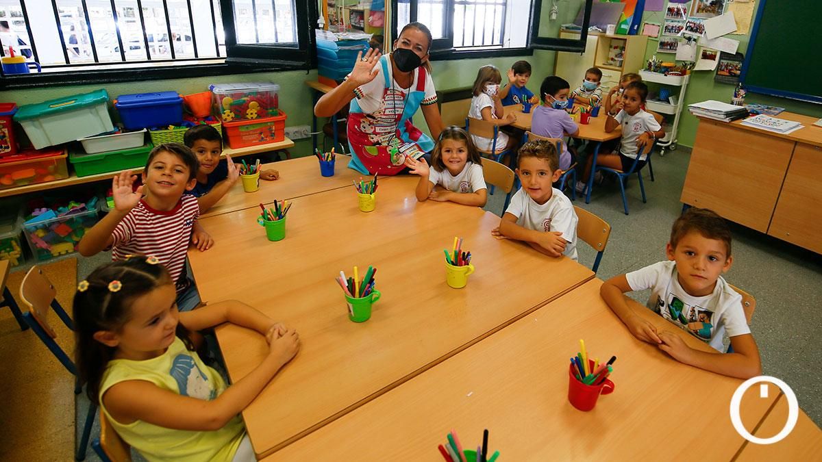 Primer día de colegio en el colegio Cronista Rey Díaz