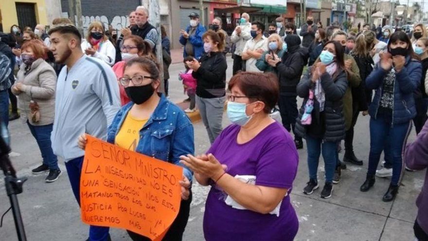 Vecinos marcharon para pedir justicia por el asesinato de Lucas Cancino en Quilmes