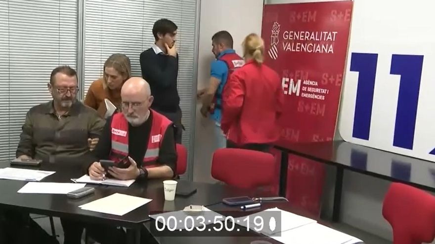 El vídeo completo de À Punt confirma la inoperancia del Cecopi de la dana: fallos de conexión en plena "situación crítica"