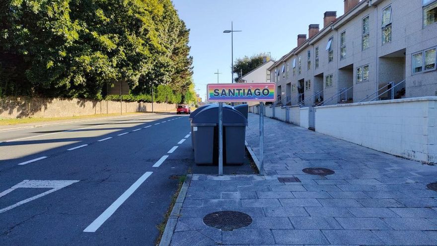 El letrero de Santa Marta antes de ser vandalizado.