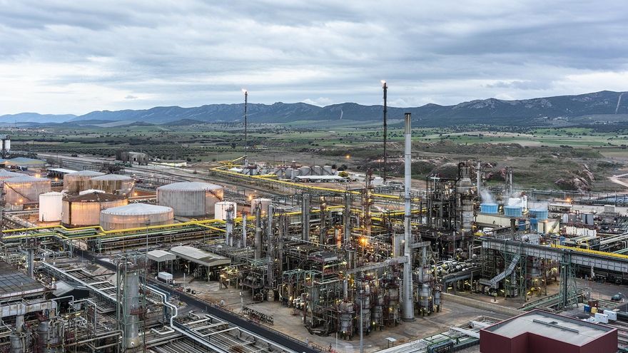 Los trabajadores de Repsol Petróleo se concentrarán el jueves ante el Ministerio para la Transición Ecológica