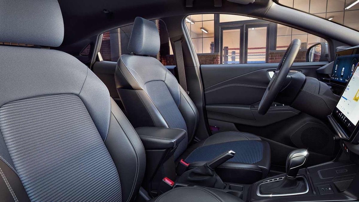 Interior del Ford Puma.