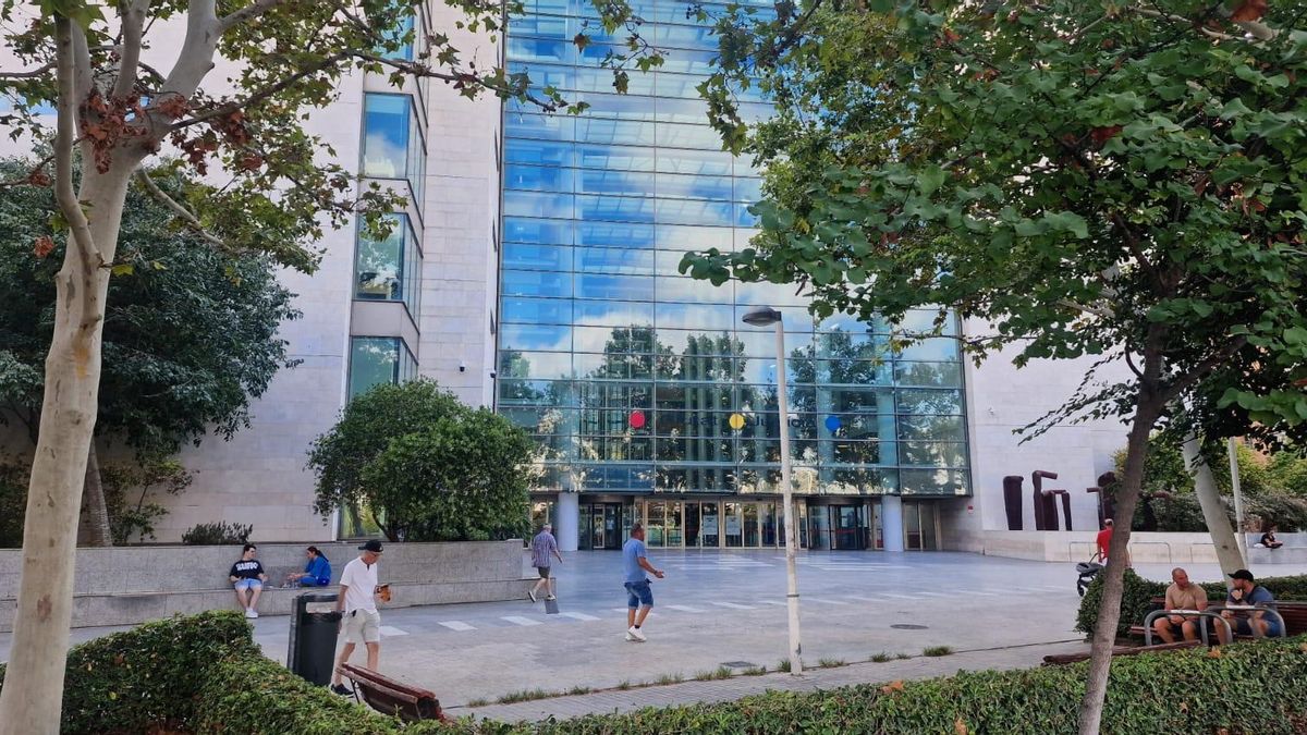 Juzgan al exalcalde de Quartell y un exconcejal por un caso de corrupción urbanística vinculado al 'Cártel del fuego'